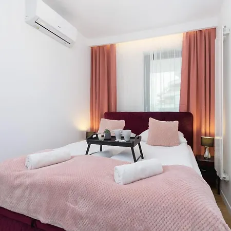 Wislane Tarasy Lux Cracow By Renters Prestige Lägenhet *