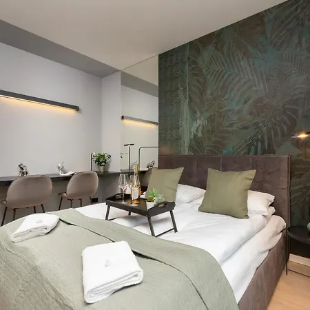 Wislane Tarasy Lux Cracow By Renters Prestige شقة كراكوفيا